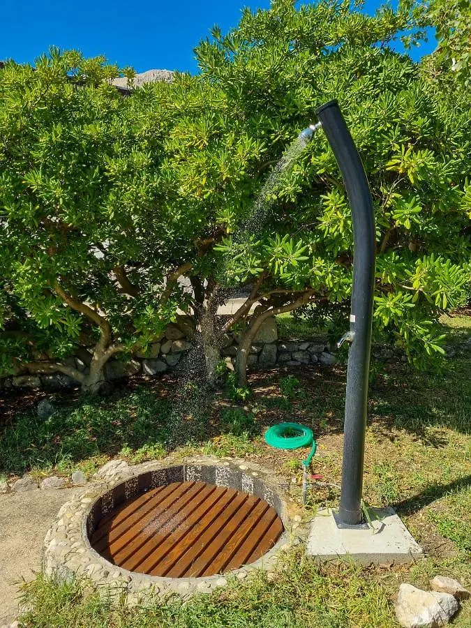 Holiday House Maja Baska  Holiday home Baska (Krk)